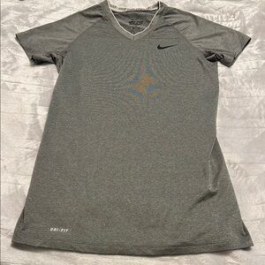 Nike Women’s Gray Dri-FIT Shirt
